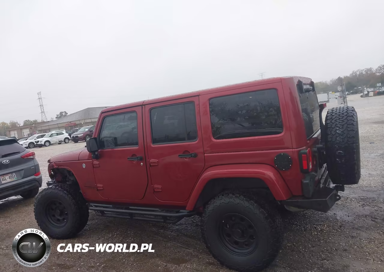 2012 Jeep Wrangler Unlimited Sahara VIN:1C4BJWEG4CL256479 - 14