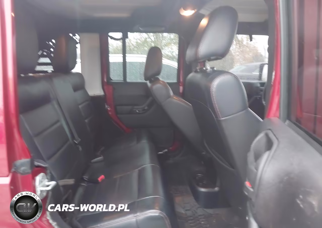 2012 Jeep Wrangler Unlimited Sahara VIN:1C4BJWEG4CL256479 - 8