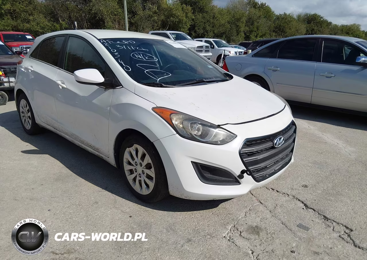 2016 Hyundai Elantra Gt – zdjęcie 1 z 11