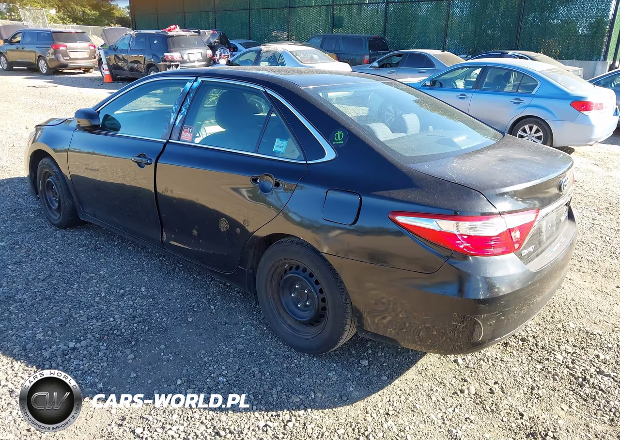 2016 Toyota Camry Hybrid Le VIN:4T1BD1FK7GU184136 - 3