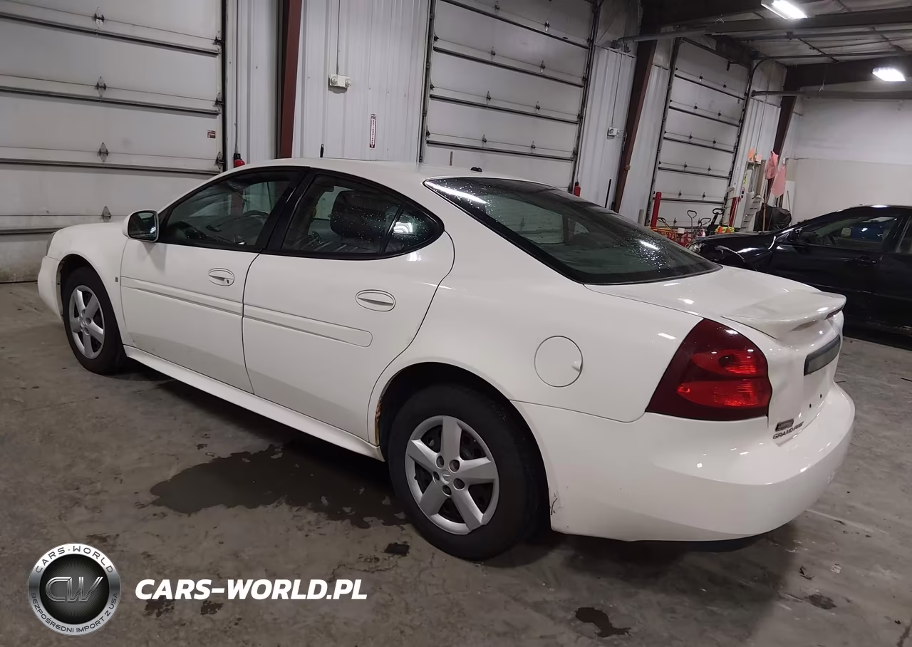 2008 Pontiac Grand Prix VIN:2G2WP552381104693 - 3