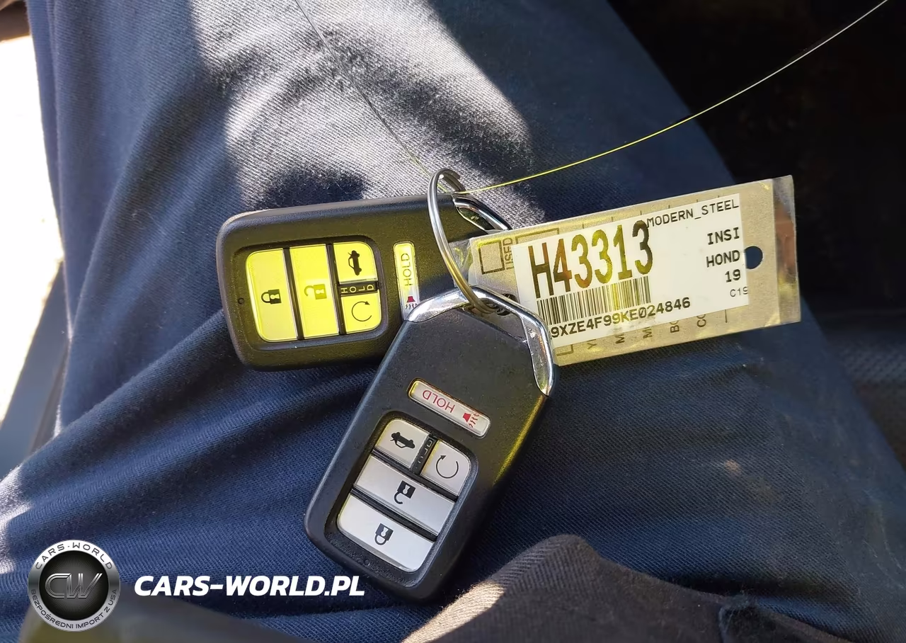 2019 Honda Insight Touring VIN:19XZE4F99KE024846 - 11