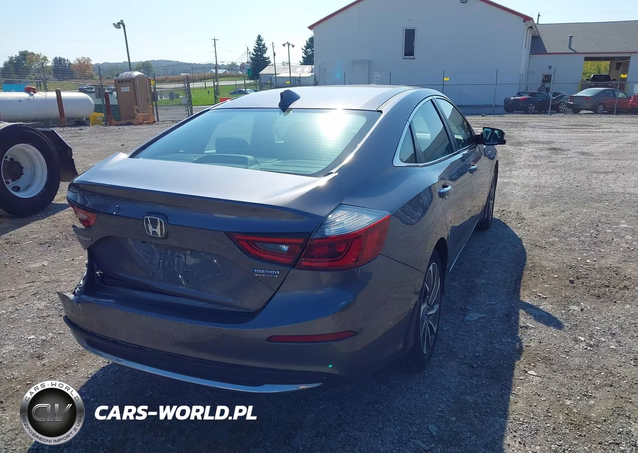 2019 Honda Insight Touring VIN:19XZE4F99KE024846 - 4