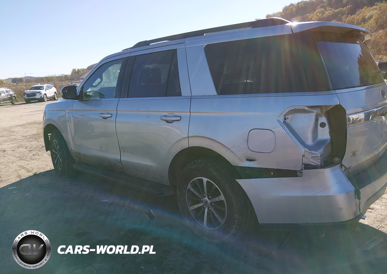 2019 Ford Expedition Xlt VIN:1FMJU1JT2KEA30979 - 3