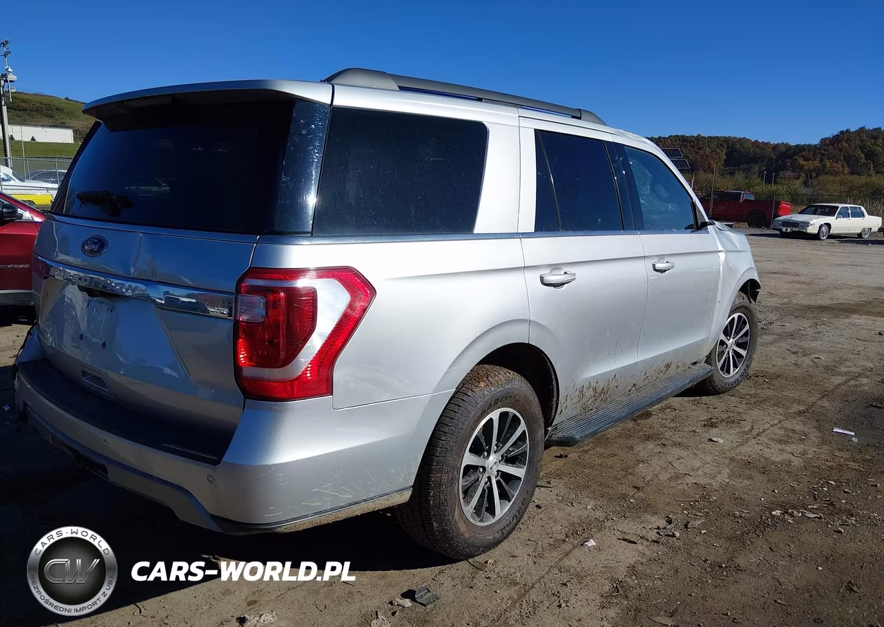 2019 Ford Expedition Xlt VIN:1FMJU1JT2KEA30979 - 4