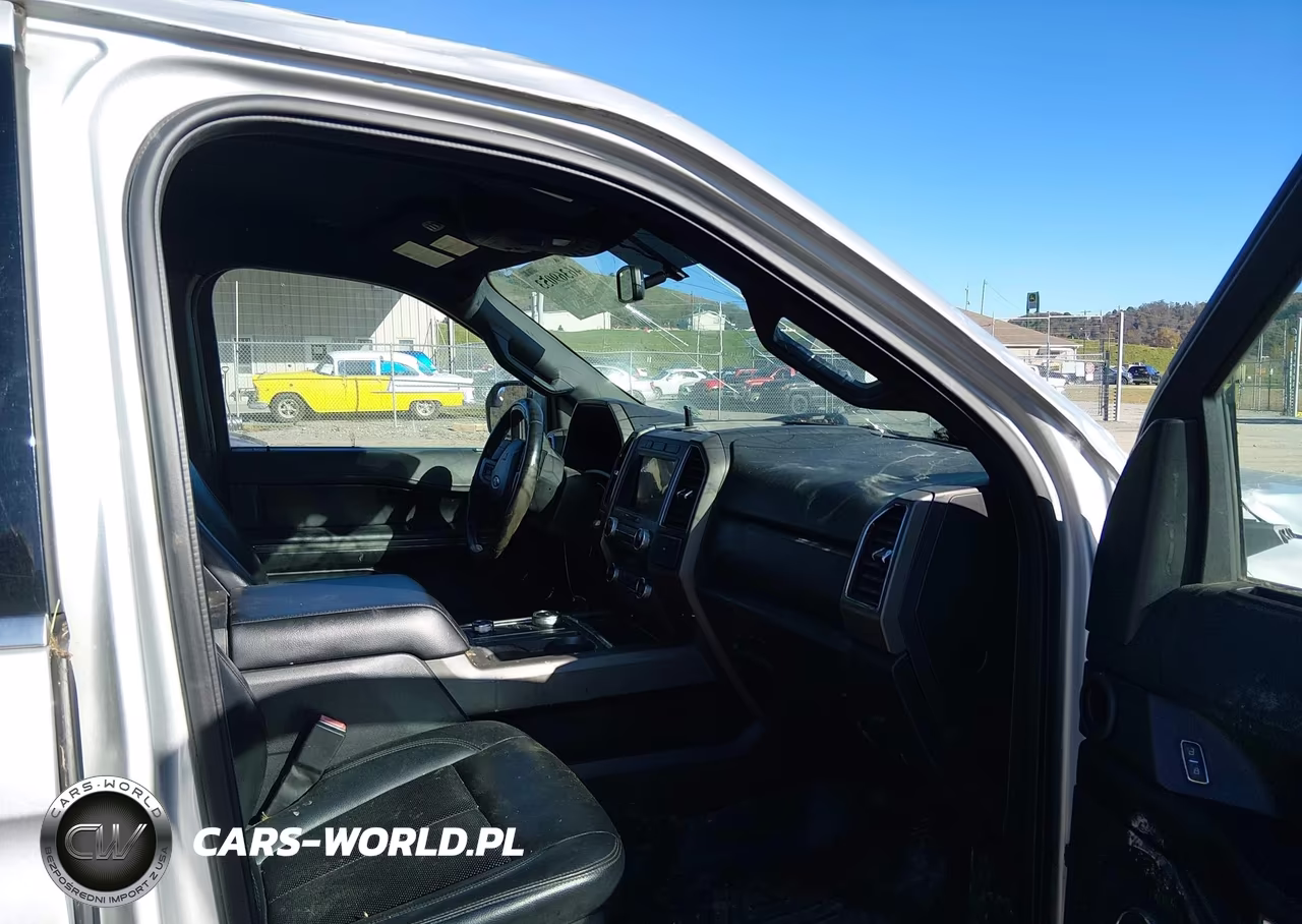 2019 Ford Expedition Xlt VIN:1FMJU1JT2KEA30979 - 5