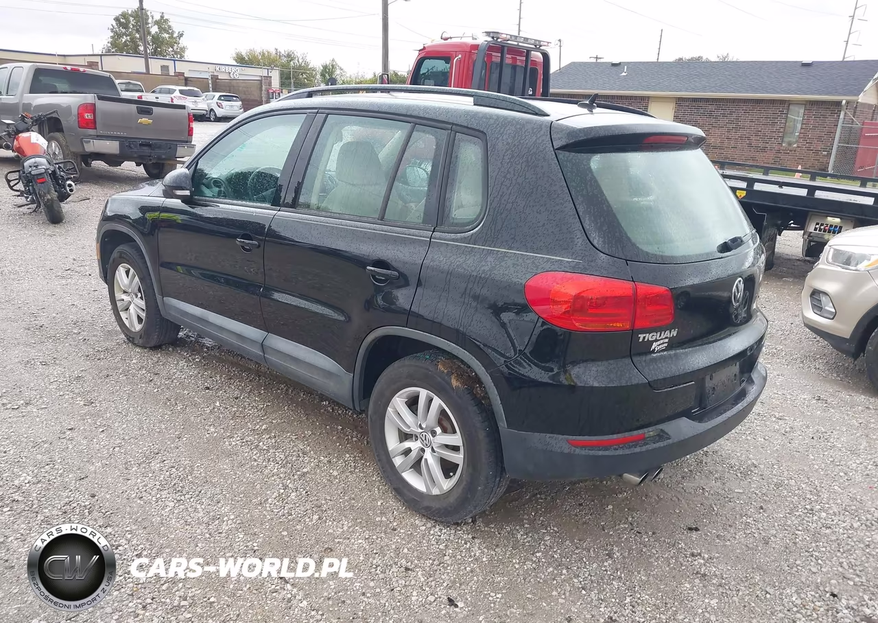 2016 Volkswagen Tiguan S VIN:WVGAV7AX9GW501787 - 3