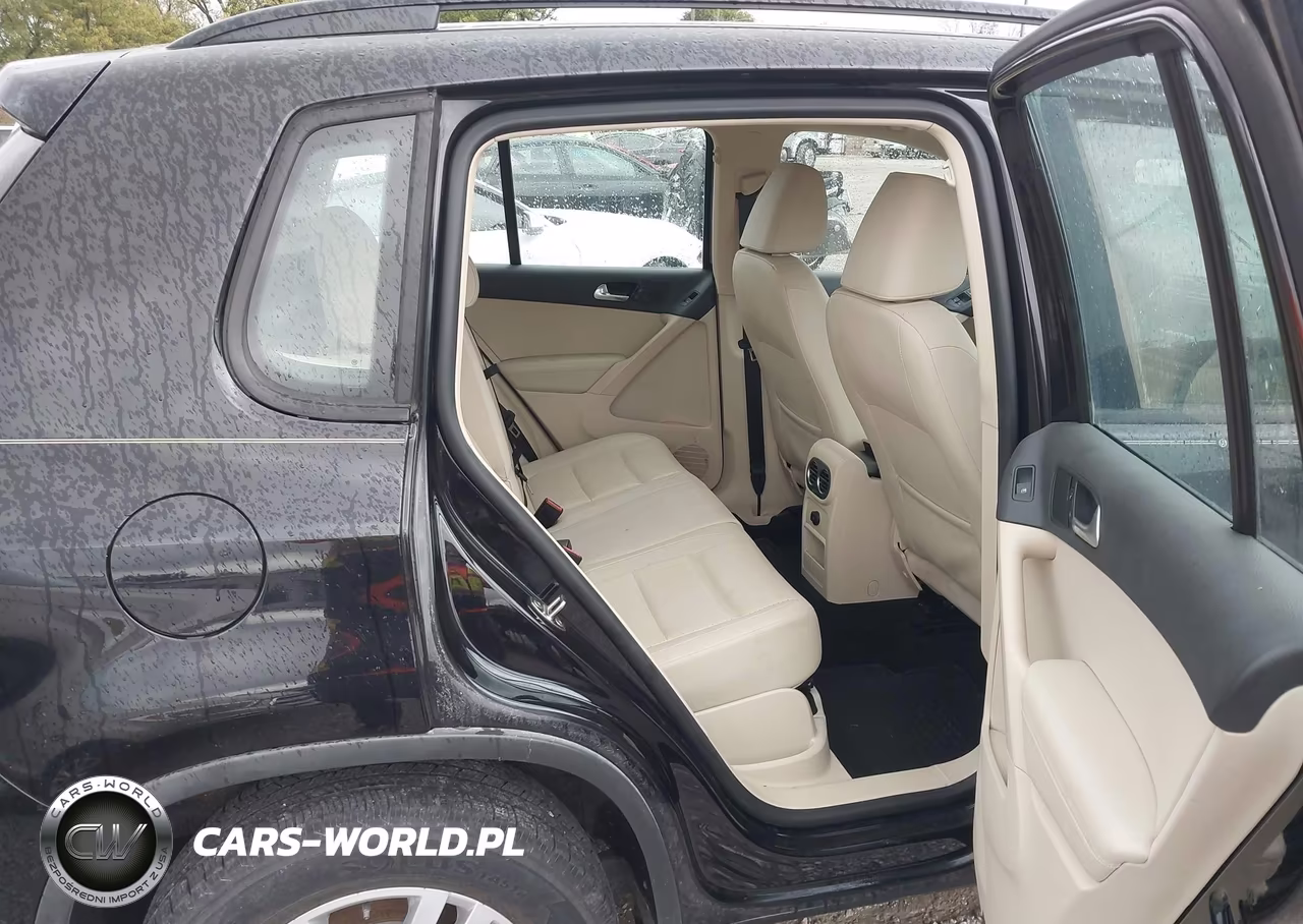 2016 Volkswagen Tiguan S VIN:WVGAV7AX9GW501787 - 8