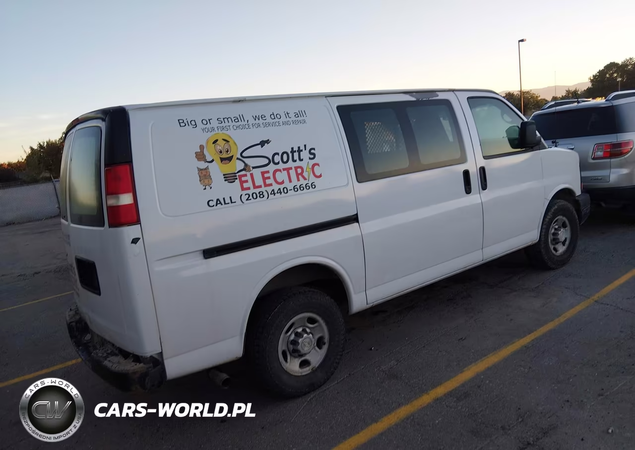 2010 Chevrolet Express 2500 Work Van VIN:1GCZGFBA0A1143263 - 4