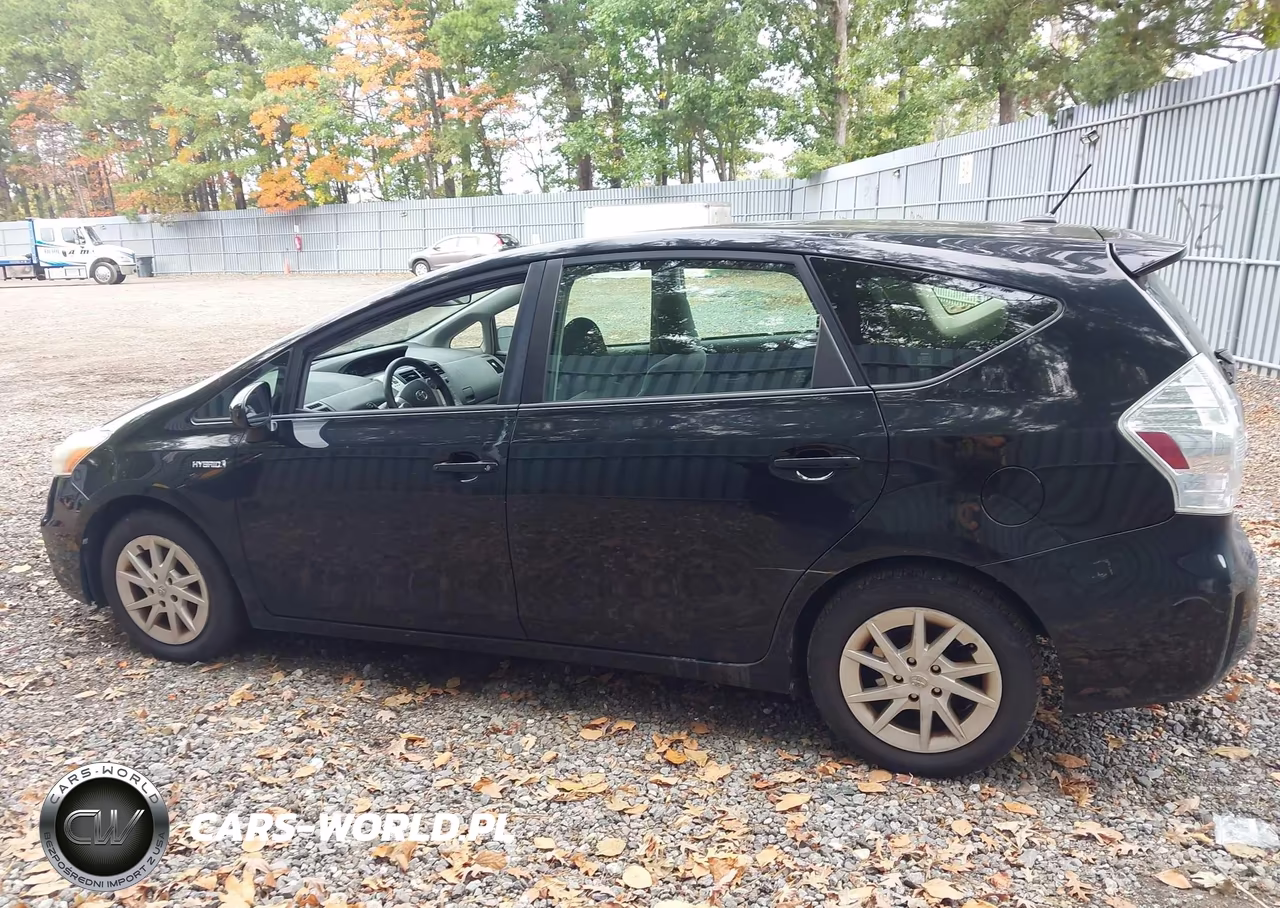 2012 Toyota Prius V Three VIN:JTDZN3EU0C3124536 - 14