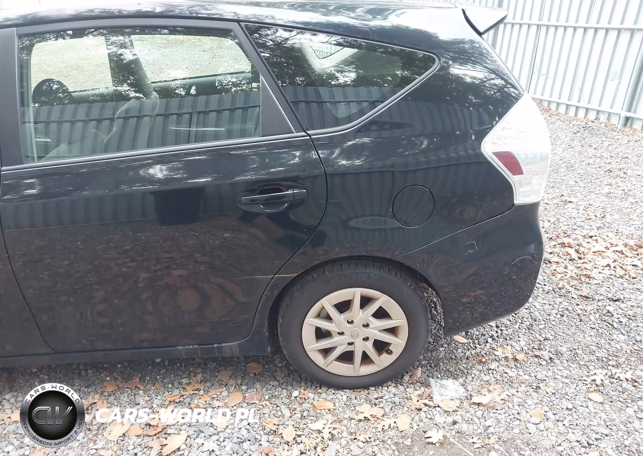 2012 Toyota Prius V Three VIN:JTDZN3EU0C3124536 - 6