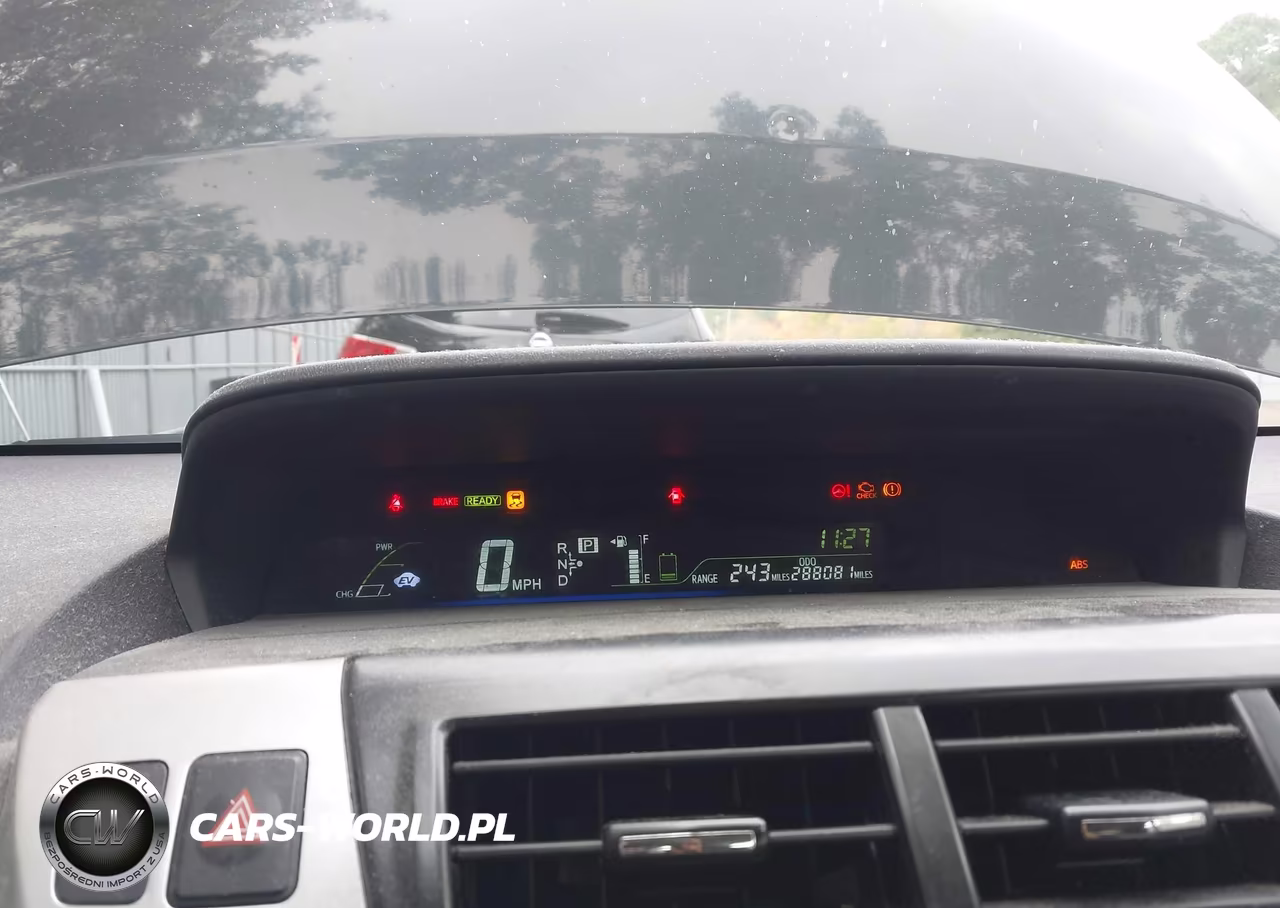 2012 Toyota Prius V Three VIN:JTDZN3EU0C3124536 - 7