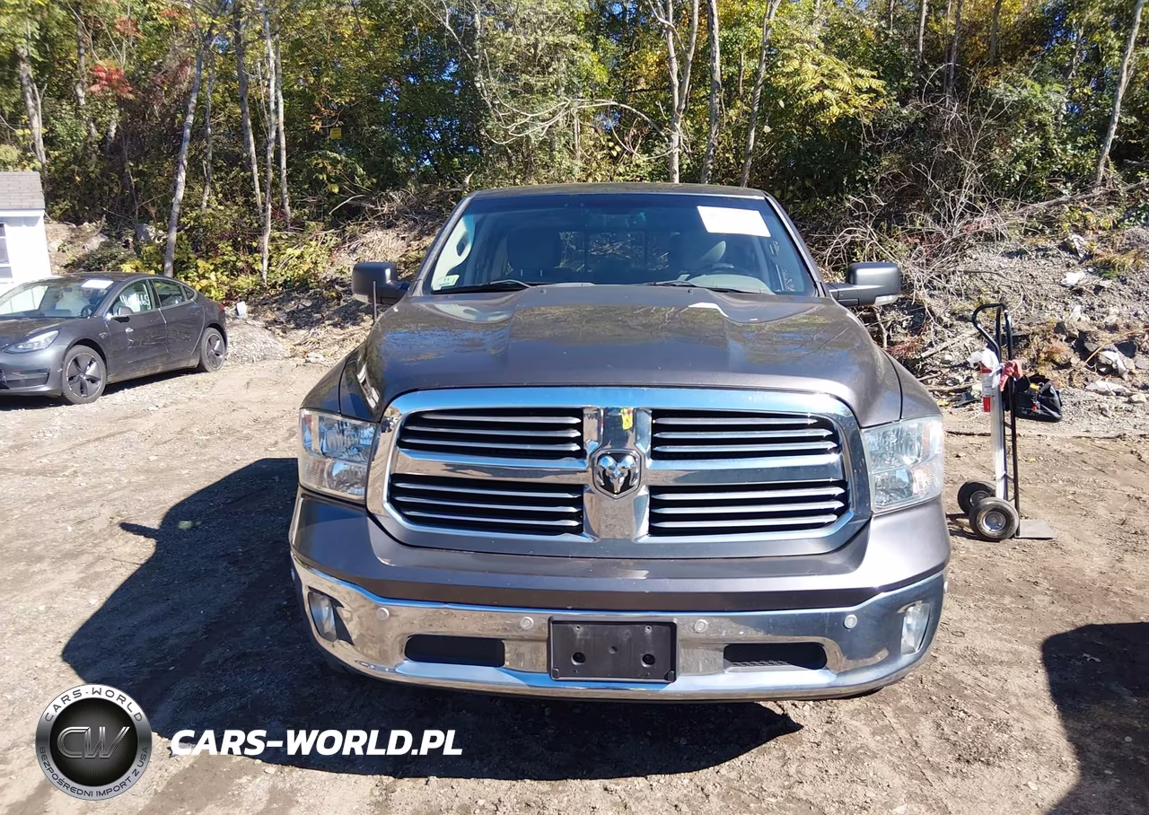 2015 Ram 1500 Big Horn VIN:1C6RR7LT7FS685730 - 12