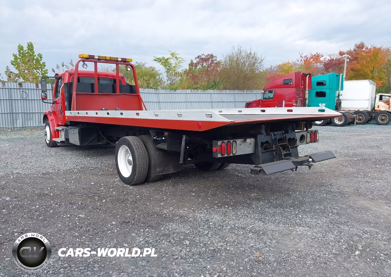 2017 Freightliner M2 106 VIN:1FVACXDT5HHHV8977 - 3