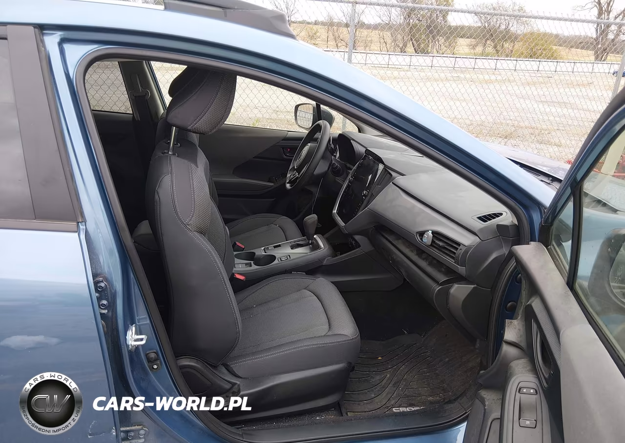 2024 Subaru Crosstrek Premium VIN:JF2GUADC4RH851943 - 5