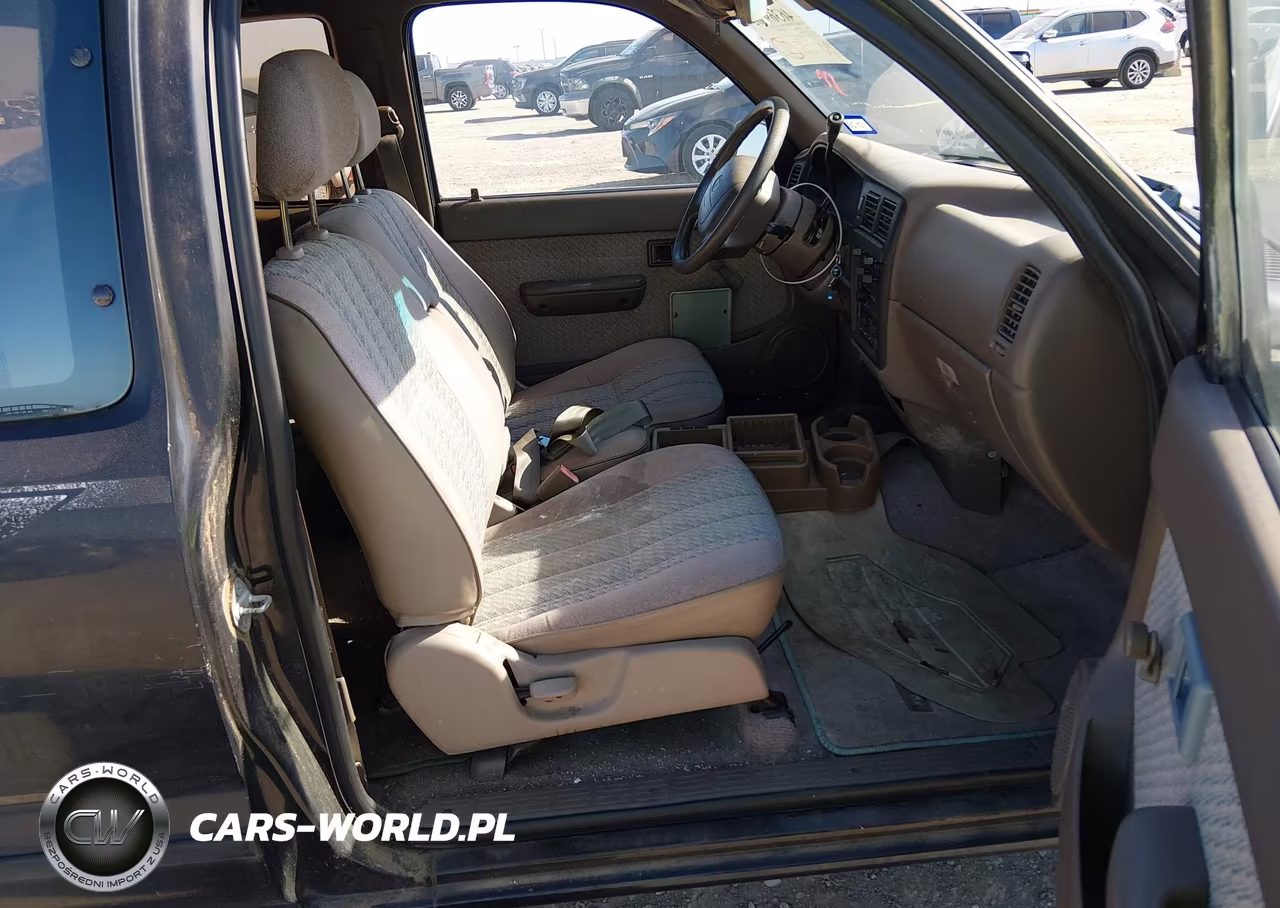 1995 Toyota Tacoma Xtracab VIN:4TAUN53B6SZ066320 - 5