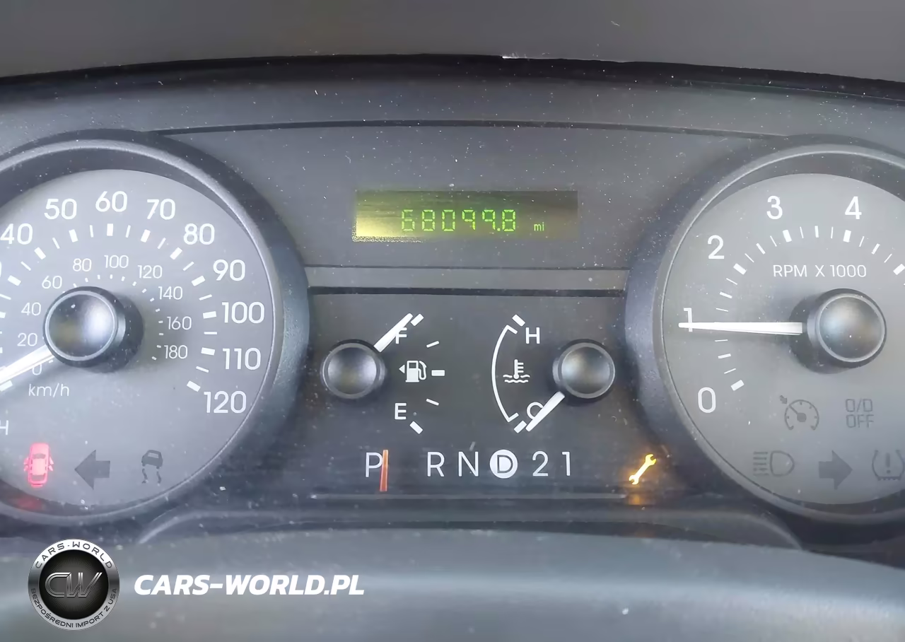 2008 Mercury Grand Marquis Gs VIN:2MEFM74V28X612077 - 7