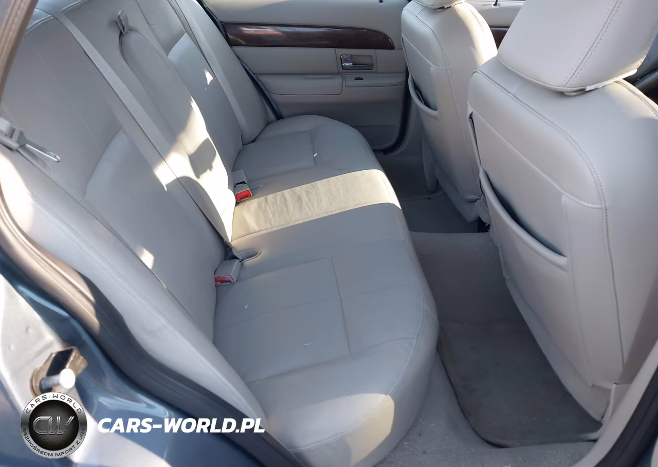 2008 Mercury Grand Marquis Gs VIN:2MEFM74V28X612077 - 8