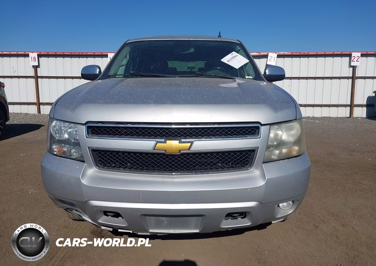 2010 Chevrolet Suburban 1500 Lt1 VIN:1GNUKJE32AR245990 - 12