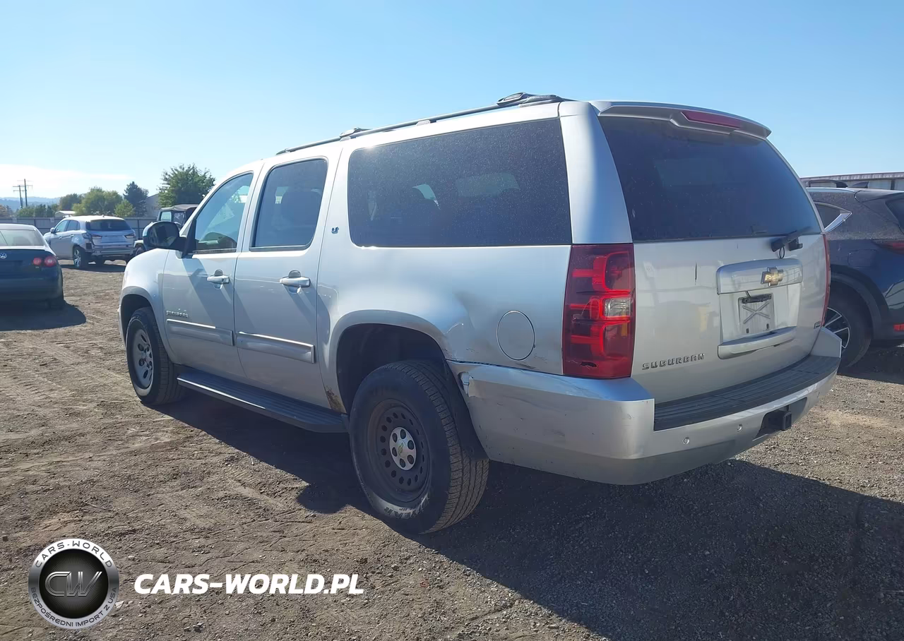 2010 Chevrolet Suburban 1500 Lt1 VIN:1GNUKJE32AR245990 - 3