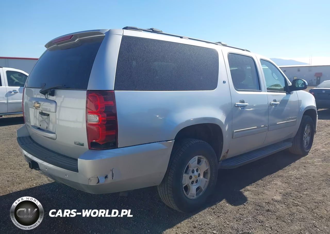 2010 Chevrolet Suburban 1500 Lt1 VIN:1GNUKJE32AR245990 - 4