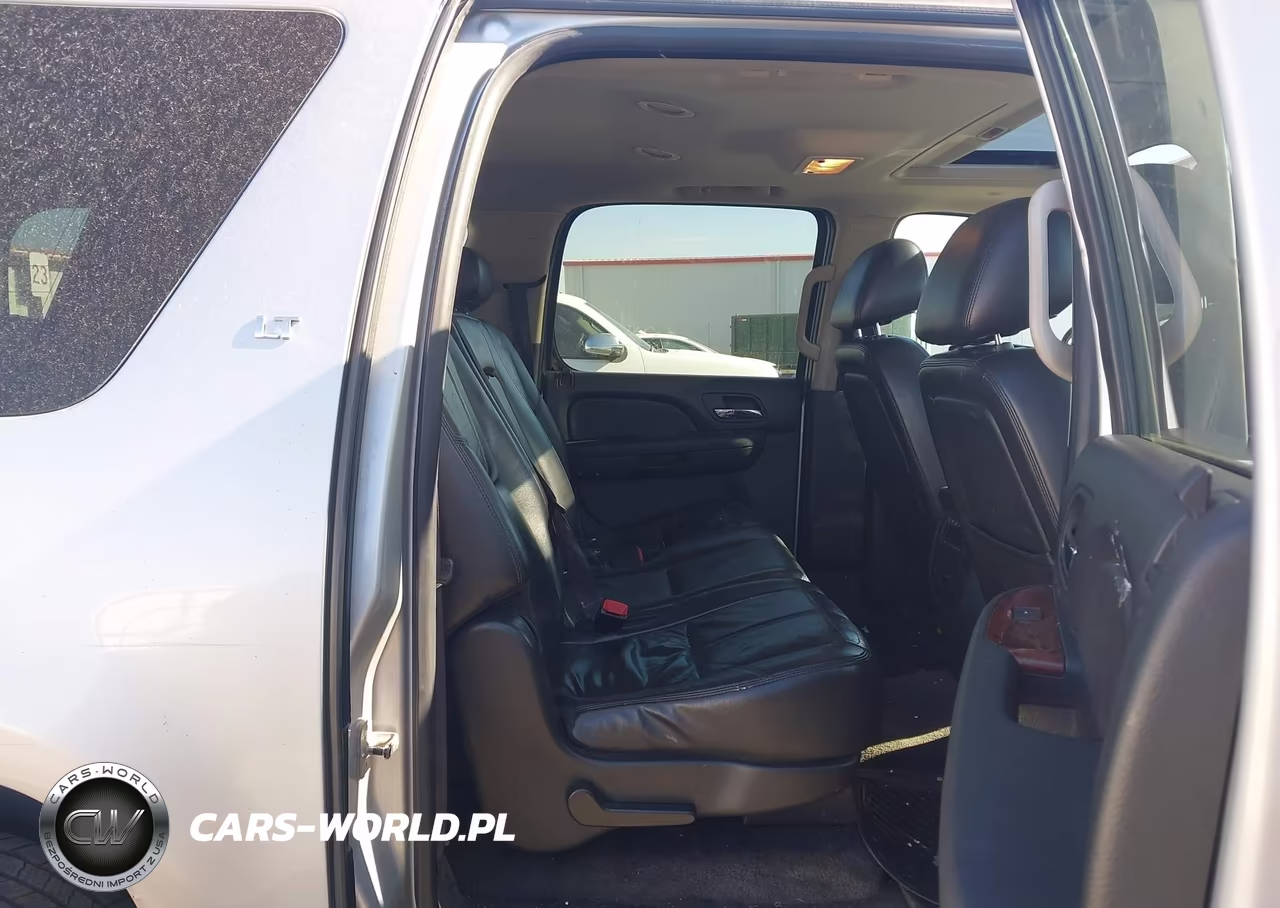 2010 Chevrolet Suburban 1500 Lt1 VIN:1GNUKJE32AR245990 - 8