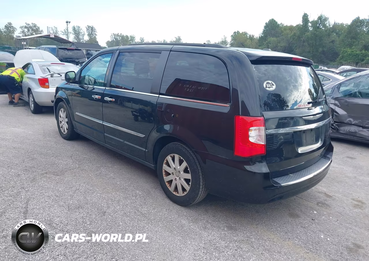 2014 Chrysler Town & Country Touring VIN:2C4RC1BG3ER418547 - 3