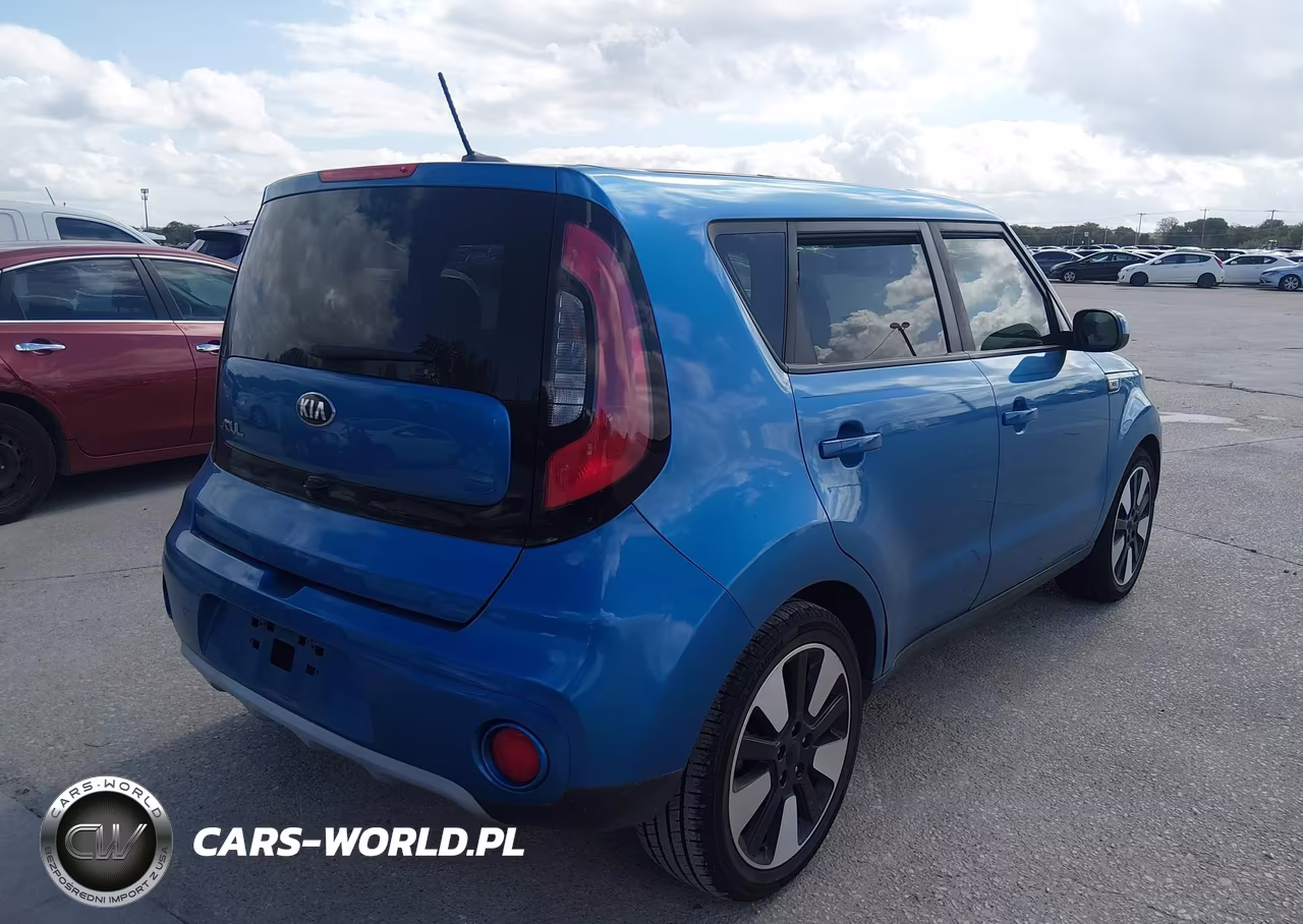 2019 Kia Soul + VIN:KNDJP3A52K7643505 - 4