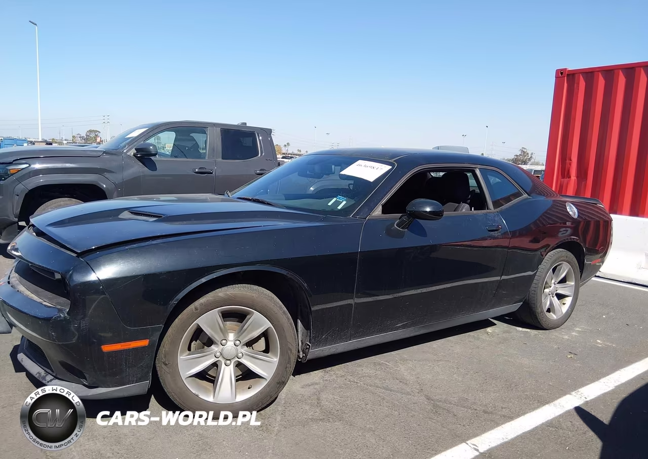 2018 Dodge Challenger Sxt VIN:2C3CDZAGXJH131150 - 14