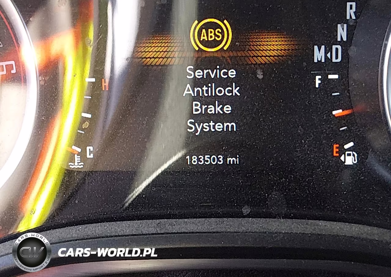 2018 Dodge Challenger Sxt VIN:2C3CDZAGXJH131150 - 15
