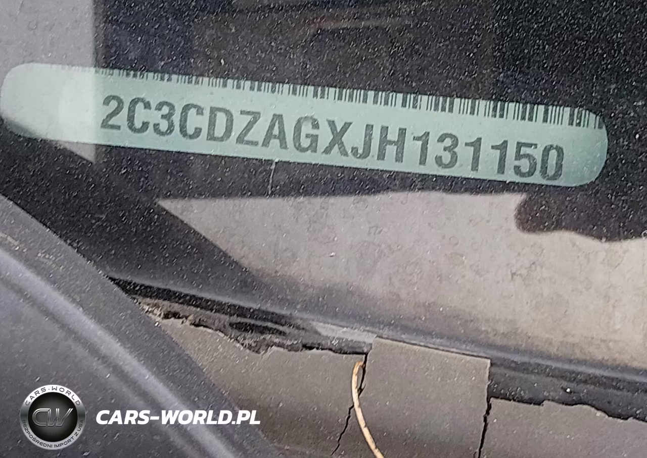 2018 Dodge Challenger Sxt VIN:2C3CDZAGXJH131150 - 9