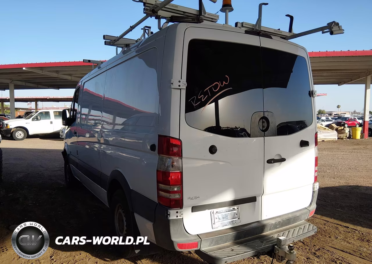 2012 Mercedes-Benz Sprinter 2500 Normal Roof VIN:WD3PE7CC2C5718357 - 3