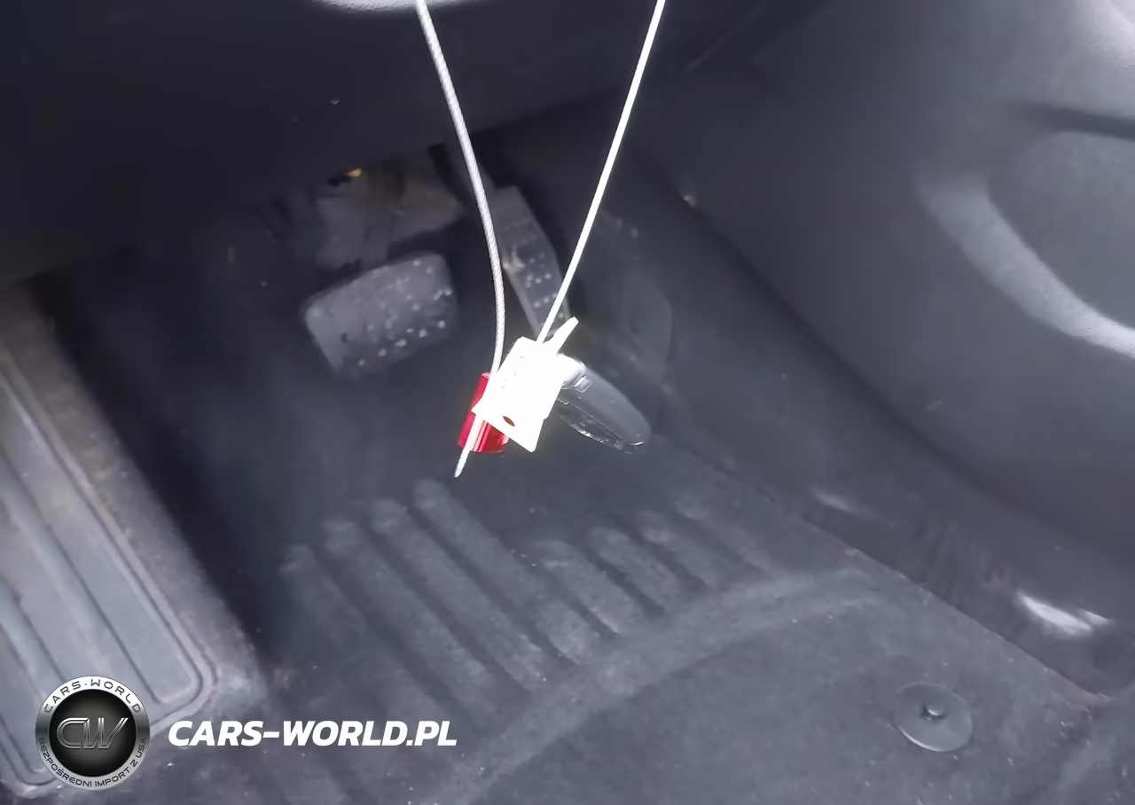 2018 Chevrolet Traverse Premier VIN:1GNEVJKW9JJ121871 - 11