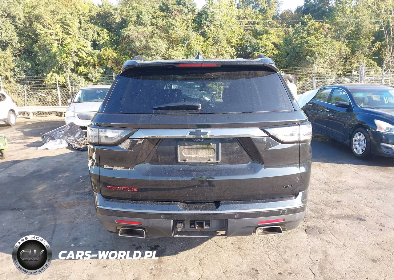 2018 Chevrolet Traverse Premier VIN:1GNEVJKW9JJ121871 - 17