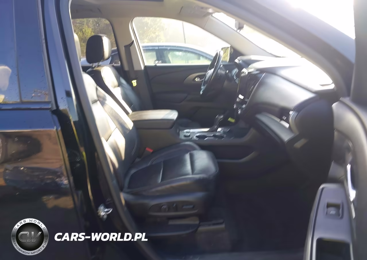2018 Chevrolet Traverse Premier VIN:1GNEVJKW9JJ121871 - 5