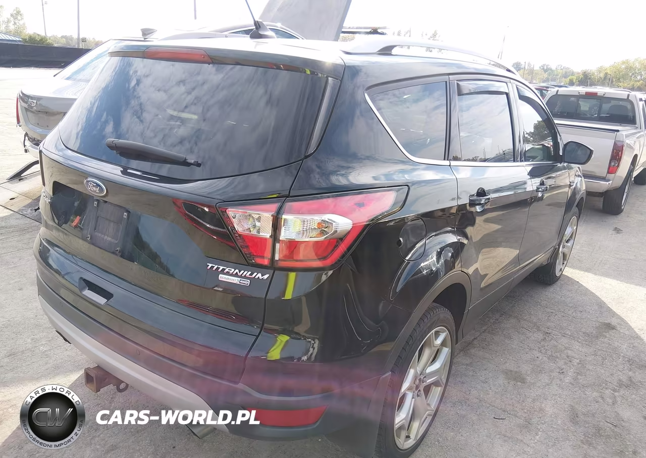 2018 Ford Escape Titanium VIN:1FMCU9J93JUB07214 - 4