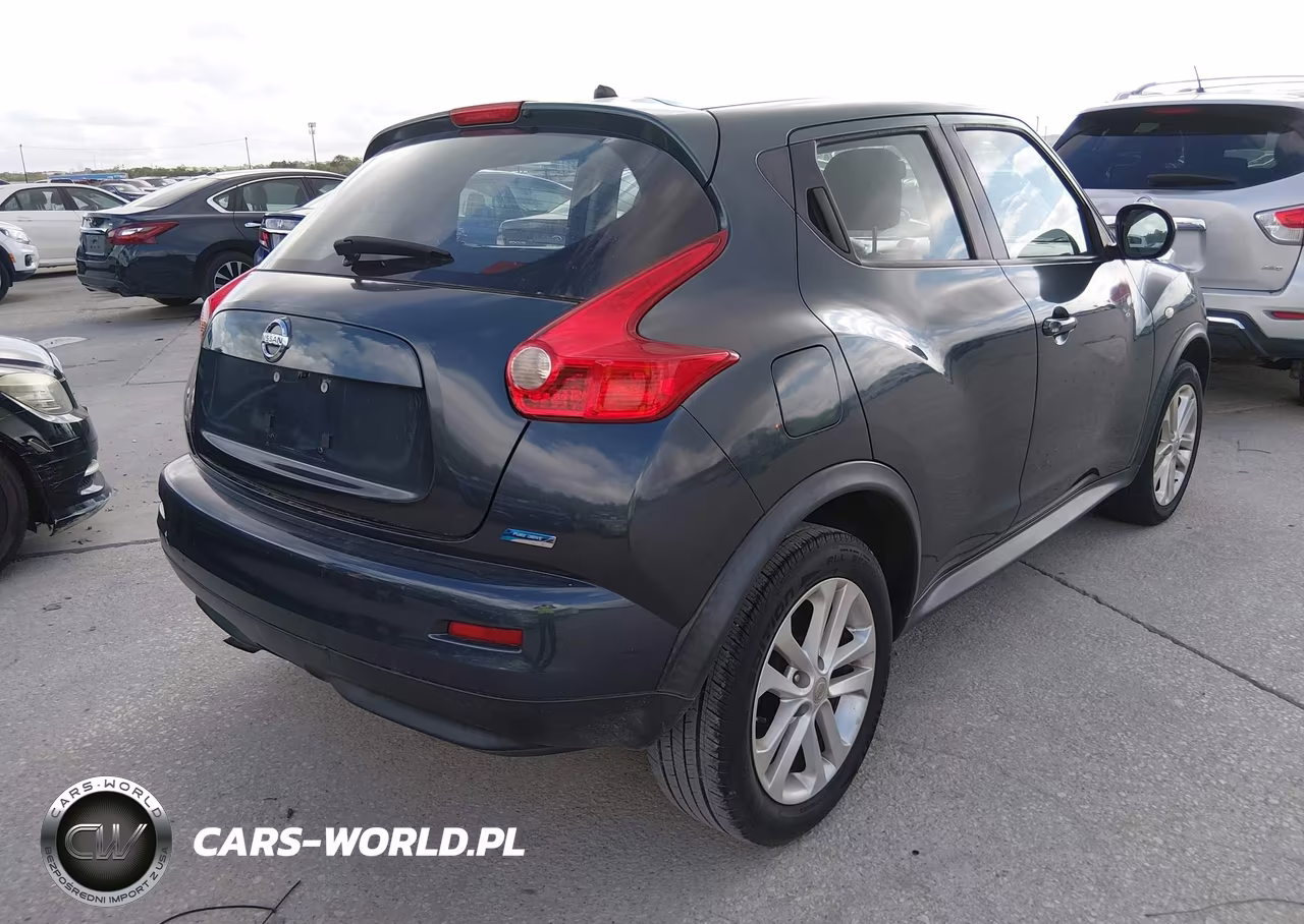 2013 Nissan Juke S VIN:JN8AF5MRXDT225012 - 4