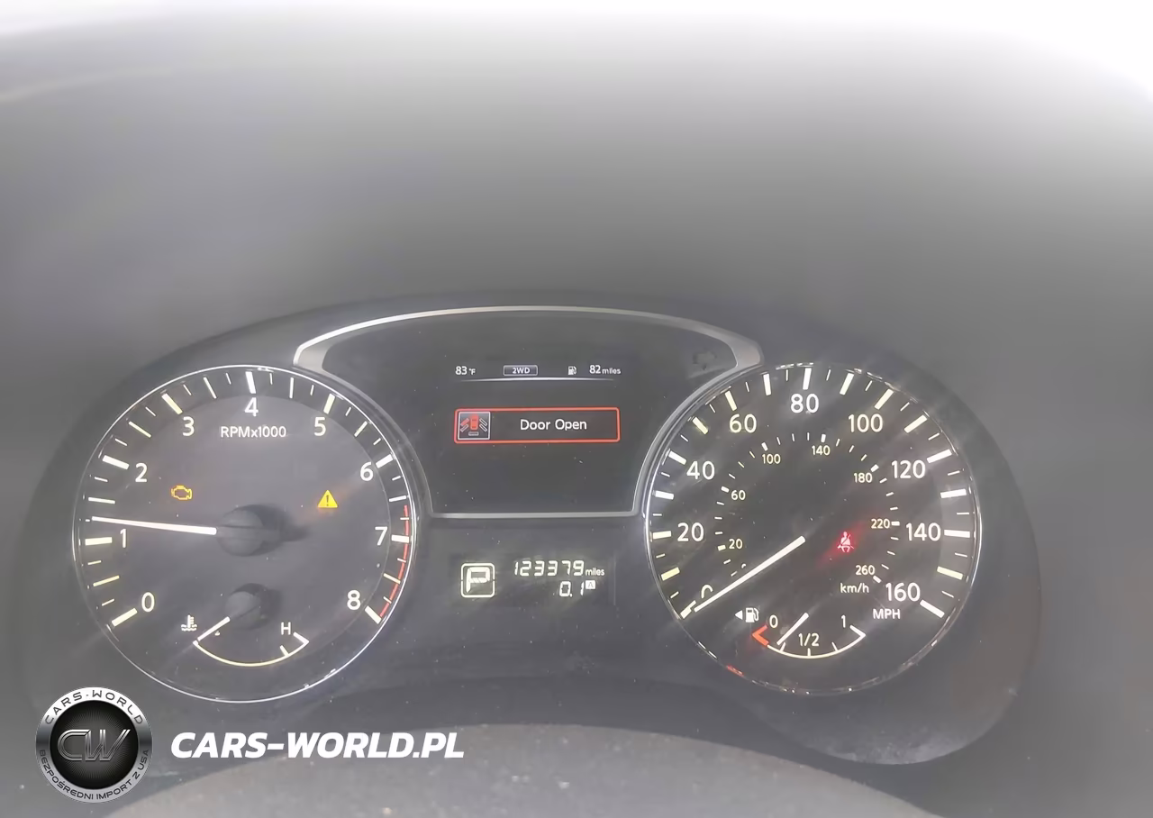 2015 Nissan Pathfinder S VIN:5N1AR2MM4FC678207 - 7