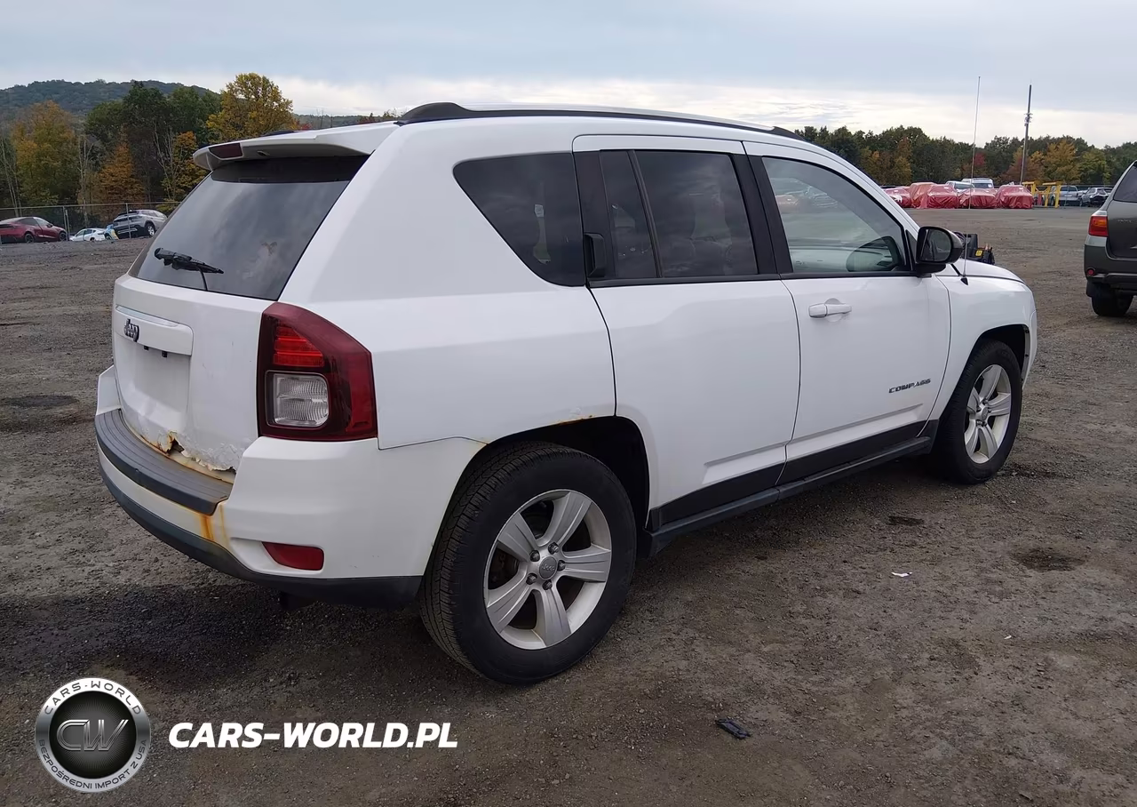 2014 Jeep Compass Sport VIN:1C4NJDBB7ED728228 - 4