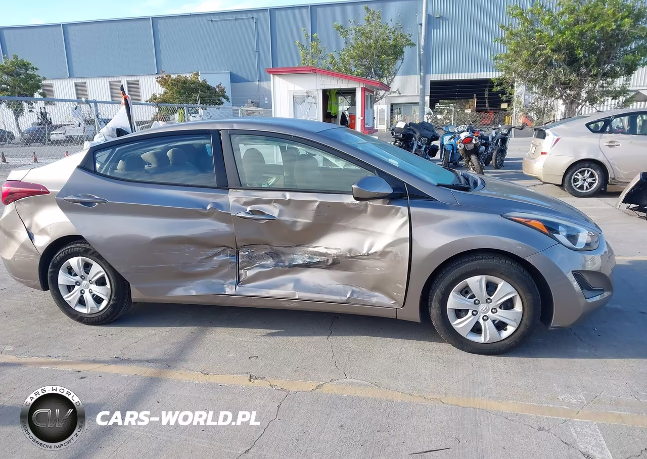 2016 Hyundai Elantra Se VIN:5NPDH4AE7GH789496 - 13