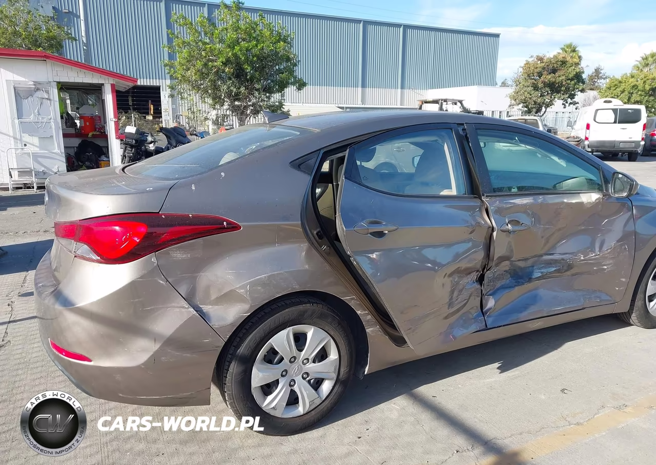 2016 Hyundai Elantra Se VIN:5NPDH4AE7GH789496 - 6