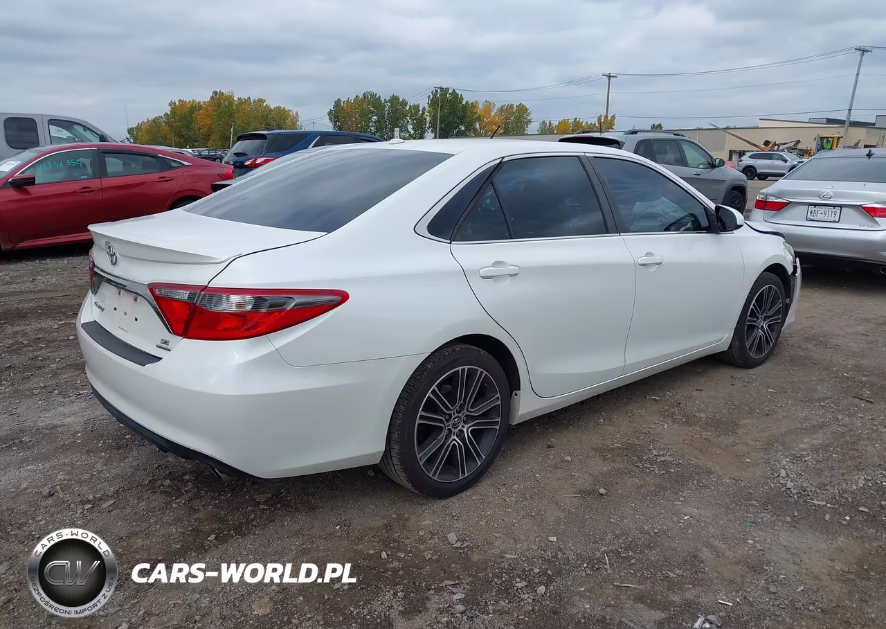2016 Toyota Camry Se VIN:4T1BF1FK6GU178497 - 4