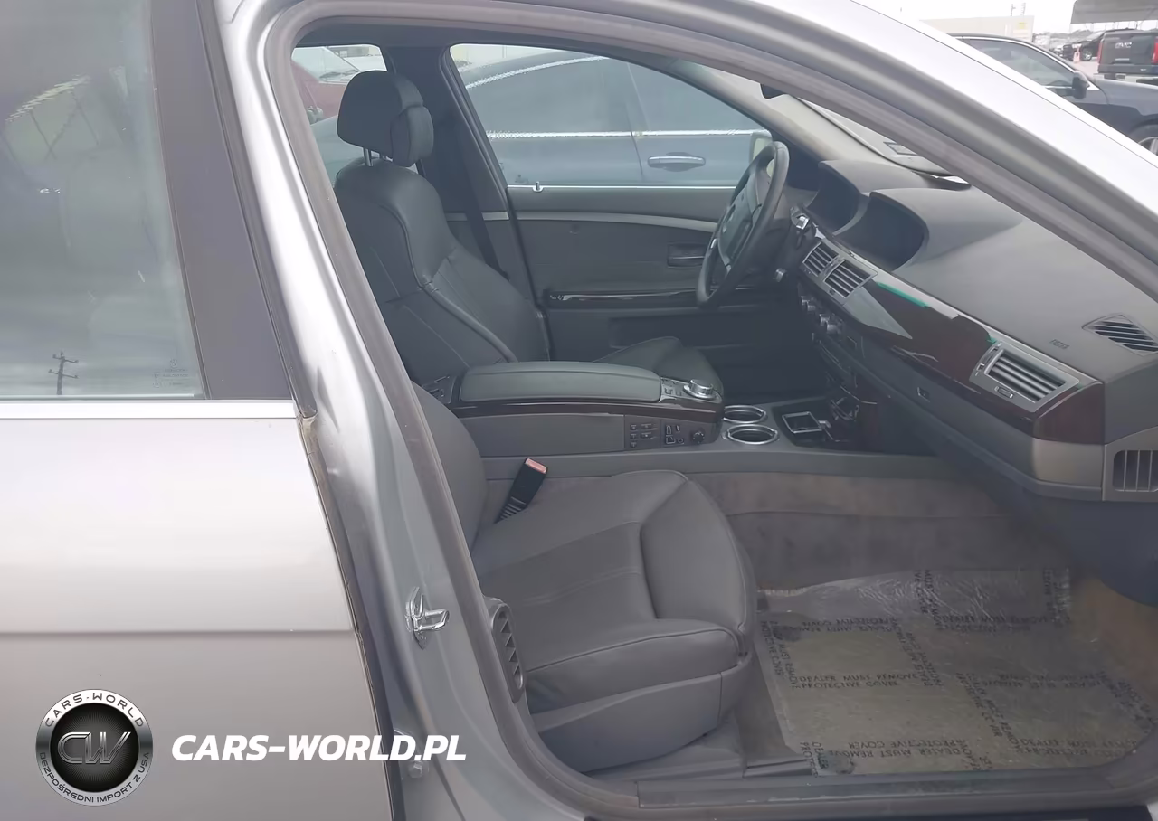 2006 BMW 750Li VIN:WBAHN83546DT63989 - 5