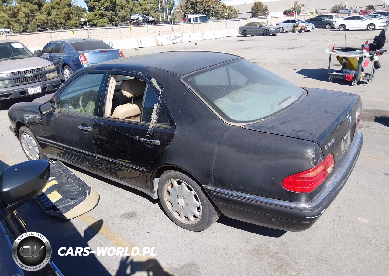 1999 Mercedes-Benz E 320 VIN:WDBJF65H3XA864564 - 3