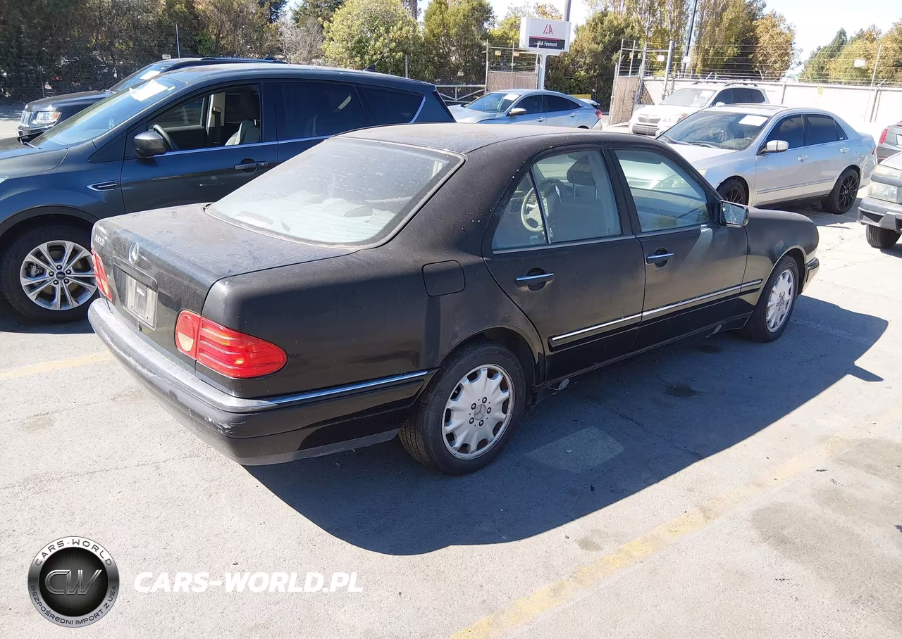 1999 Mercedes-Benz E 320 VIN:WDBJF65H3XA864564 - 4