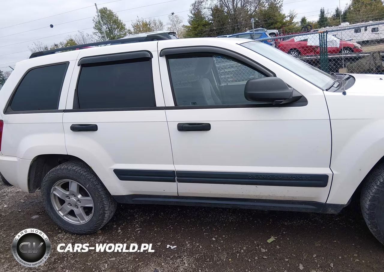 2005 Jeep Grand Cherokee Laredo VIN:1J4GR48K65C707685 - 14