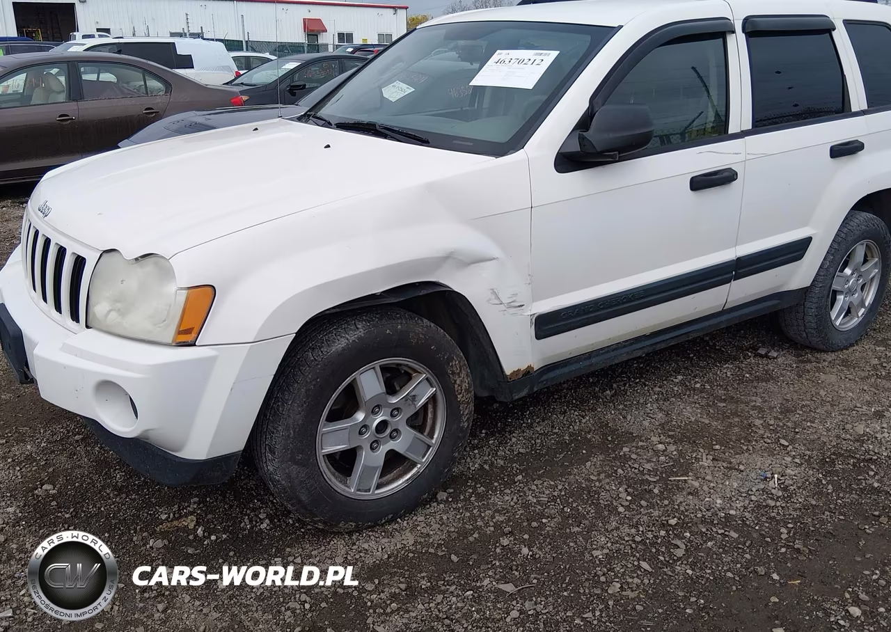 2005 Jeep Grand Cherokee Laredo VIN:1J4GR48K65C707685 - 6