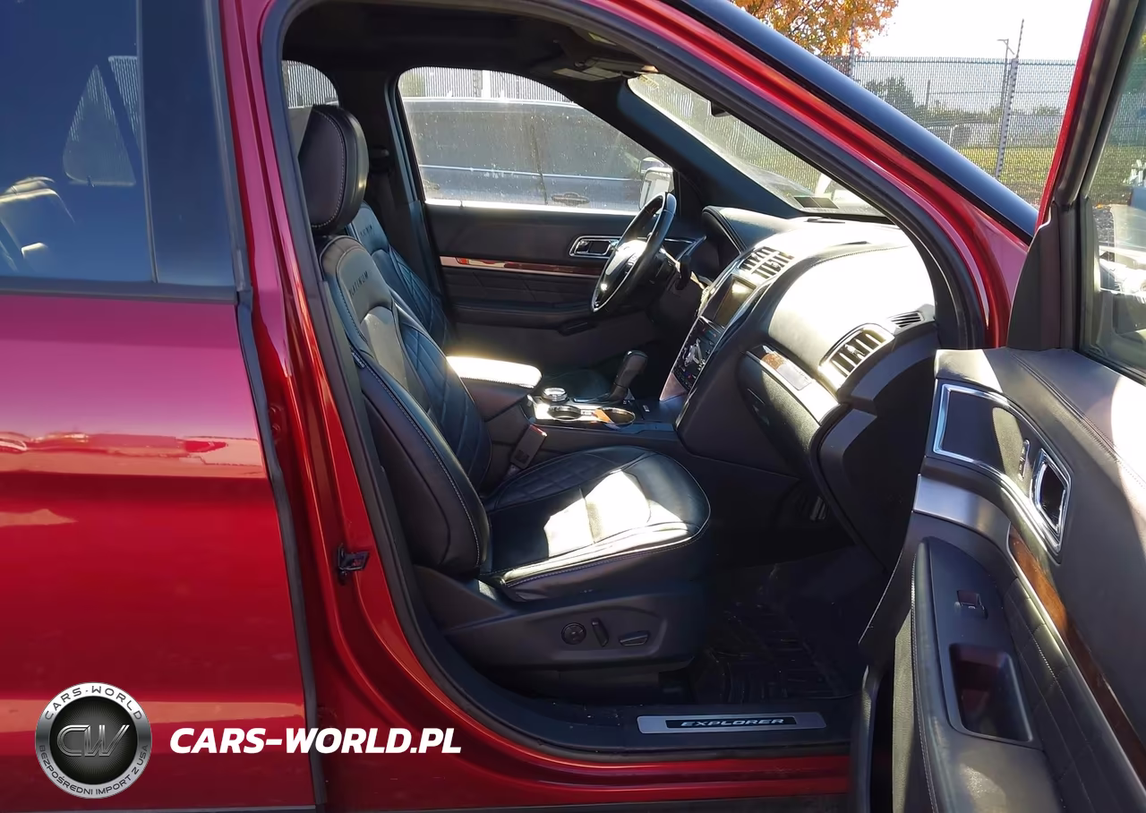 2019 Ford Explorer Platinum VIN:1FM5K8HT4KGA67736 - 5