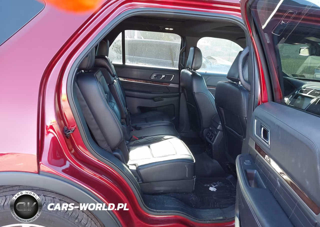 2019 Ford Explorer Platinum VIN:1FM5K8HT4KGA67736 - 8
