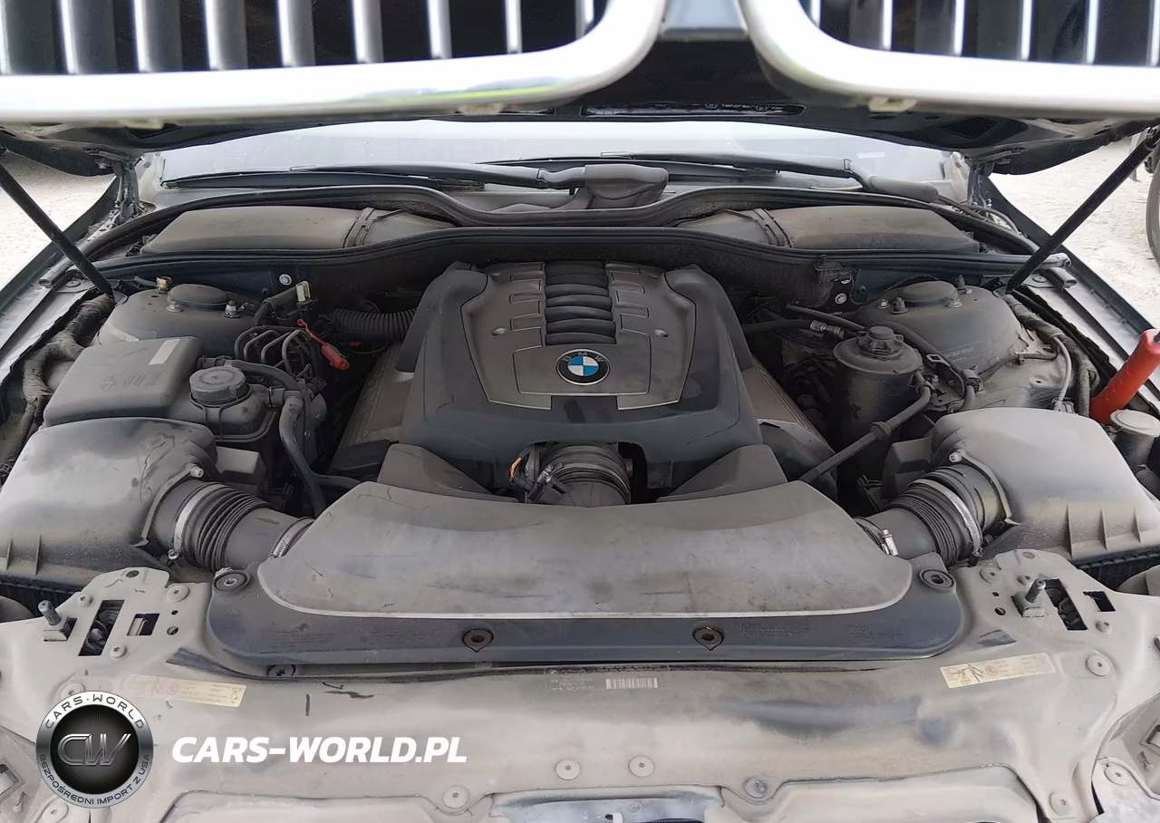 2006 BMW 750Li VIN:WBAHN83566DT27902 - 10